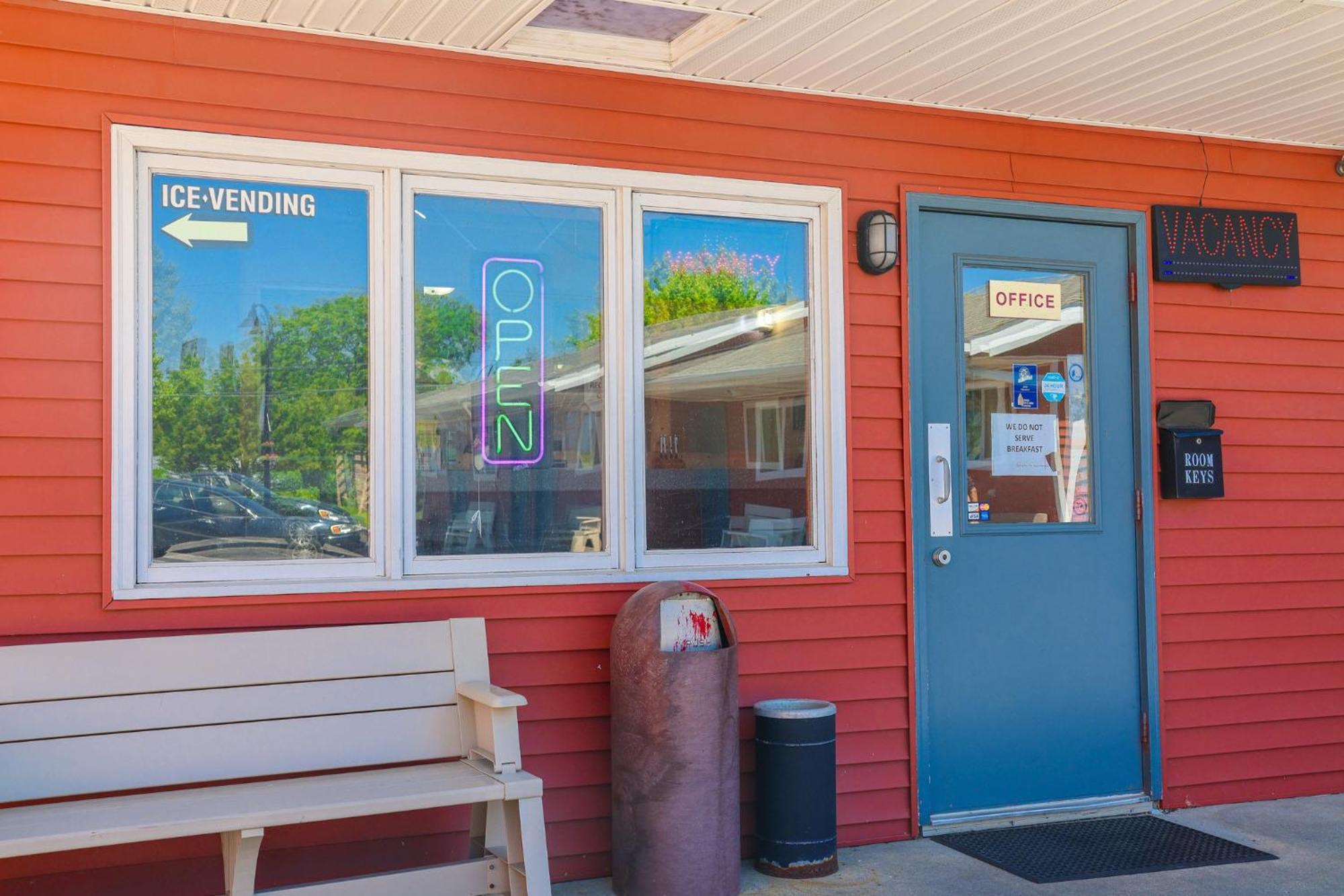 Chippewa Motel
